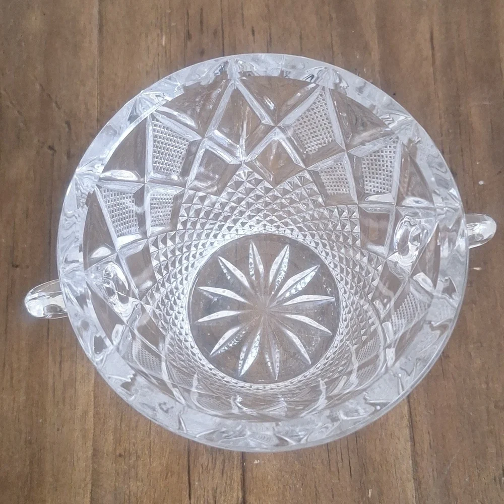 Mikasa Vintage Lead Crystal Ice Bucket – Diamond Cut Pattern with Handles - Picture 4 of 8